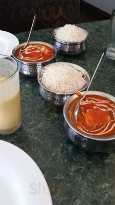 Tandoori Bistro