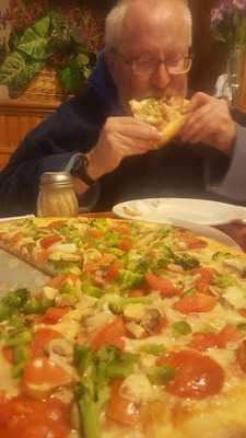 Mega Quality Pizza Restaurant