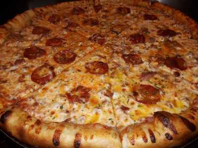 Johnny M's Pizza Bistro