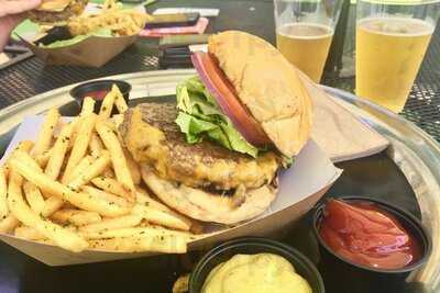 Pier I Cafe & Espresso Bar