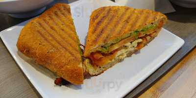 Cafe Zupas Centennial