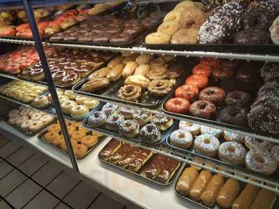 Winchell's Donuts