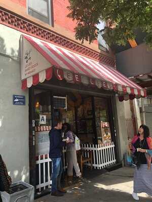 Lee Lee's Baked Goods