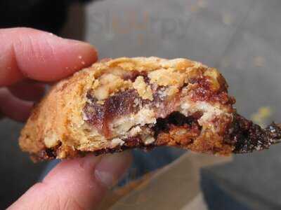 Lee Lee's Baked Goods