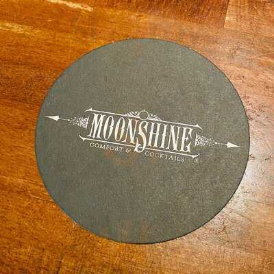 Moonshine Comfort & Cocktails