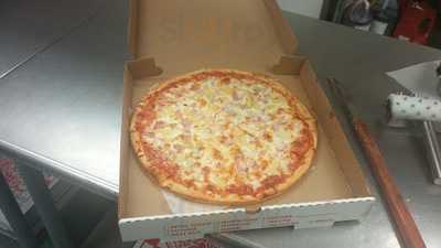 La Famiglia Pizza And Grill