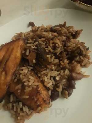 Taylormade Jamaican Eatery