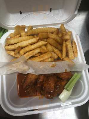 V T Wings And Things