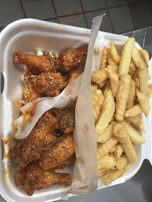 V T Wings And Things