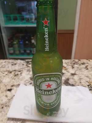 La Esquinita Habanera Restaurant