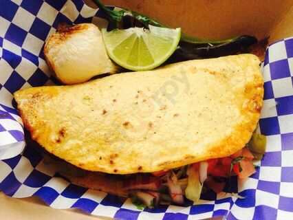 Rubi's At The New Maxwell Street Market