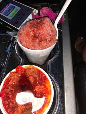 Chris & Kids Snow Cones