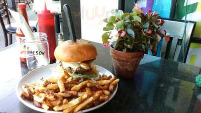 Oscar Wilde's Irish Pub