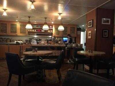 The Roger Parlour Lounge