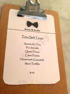 The Roger Parlour Lounge