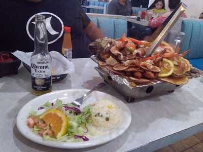 La Playita Restaurant