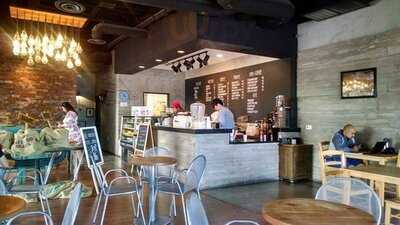 Serenade Coffee Bar & Desserts