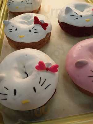 Somethin' Sweet Donuts