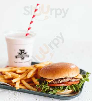 Christopher's Gourmet Grill