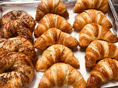 Brighton Gulluoglu Baklava Cafe