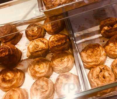 Brighton Gulluoglu Baklava Cafe