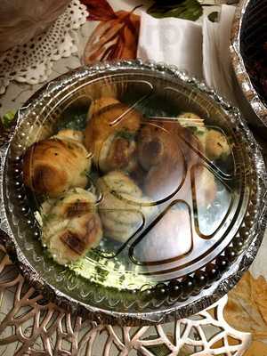 A & V Pizza And Restaurant