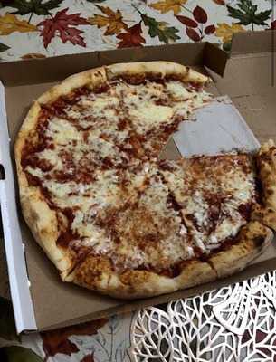 A & V Pizza And Restaurant