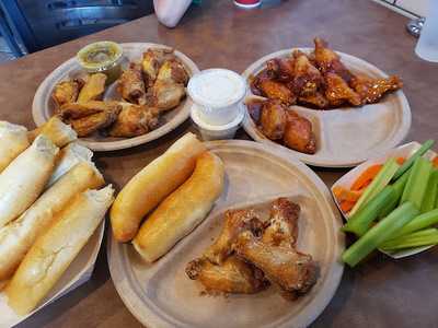 Wings & Things Restaurant