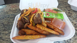 Macillon Grio Fish And Chicken