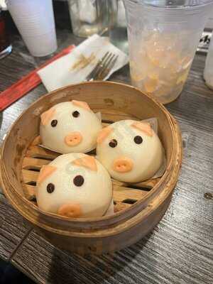 Facing East Noodle & Bar