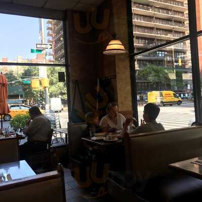 Gracie Mews Restaurant Corporation