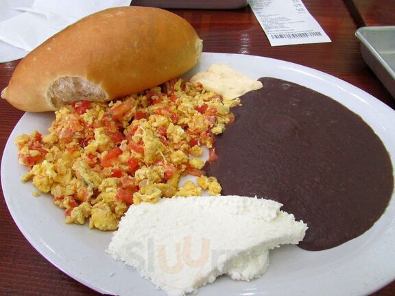 Universal Panaderia Bakery