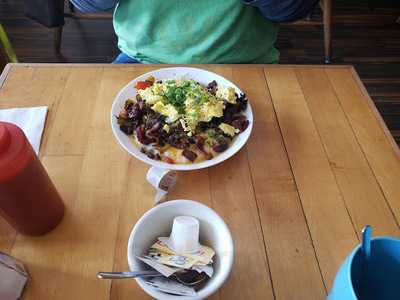 Drae's Lake Route Eatery