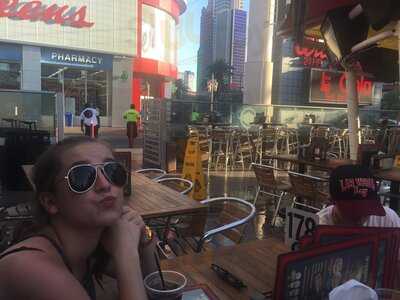 Fatburger & Buffalo's Express