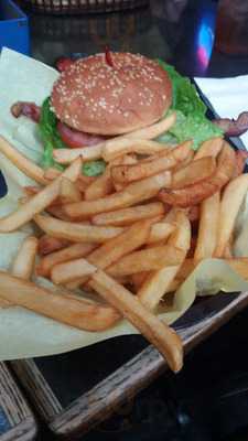 Ballard Grill & Alehouse