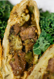 Chow Bella's Rock & Rolls