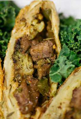 Chow Bella's Rock & Rolls