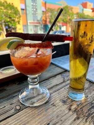 Los Panchos Tacos & Cantina