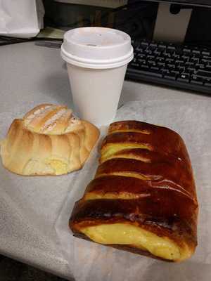 La Mexicana Bakery