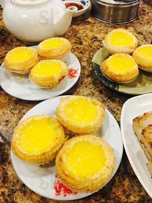 Hong Kong Garden Seafood & Bbq Cafe