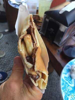 Bonjour Crepes & Wine