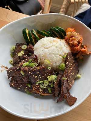 2 Qube Restaurant & Lounge Llc