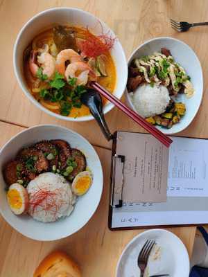 2 Qube Restaurant & Lounge Llc