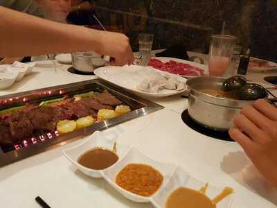 Hometown Hotpot & Bbq