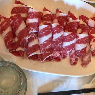 Hometown Hotpot & Bbq