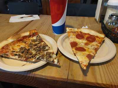 Escape From New York Pizza