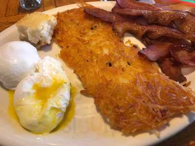 Front Row Restaurant & Saloon