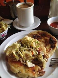 Los Planes De Renderos Pupuseria