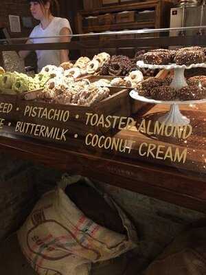 Doughnnut Vault Canal