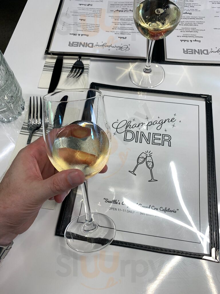 Champagne Diner